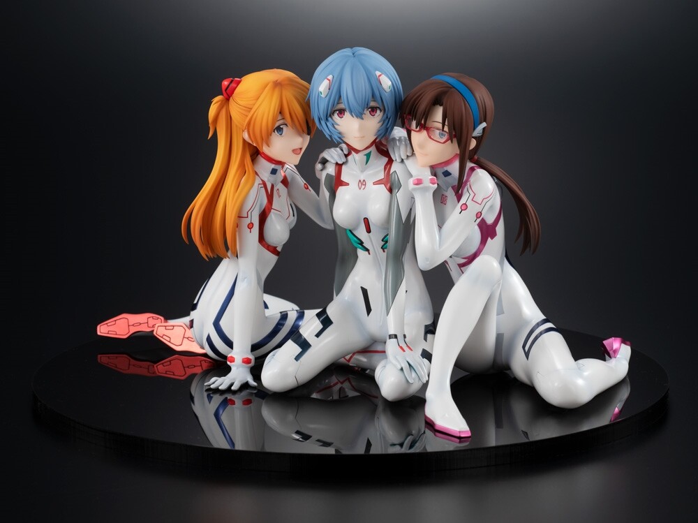 Ayanami Rei - Makinami Mari Illustrious - Souryuu Asuka Langley Newtype Cover ver.