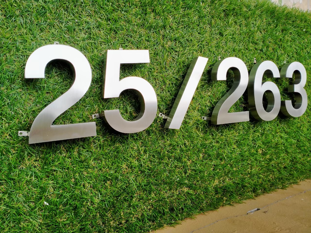 งานป้ายบ้านเลขที่ 25/263