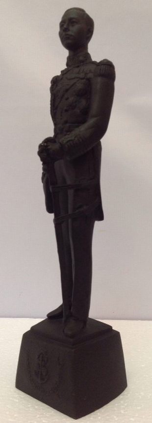 รูปหล่อ ทองเหลือง กรมหลวงชุมพรฯ 33ซม. (องค์เล็ก)