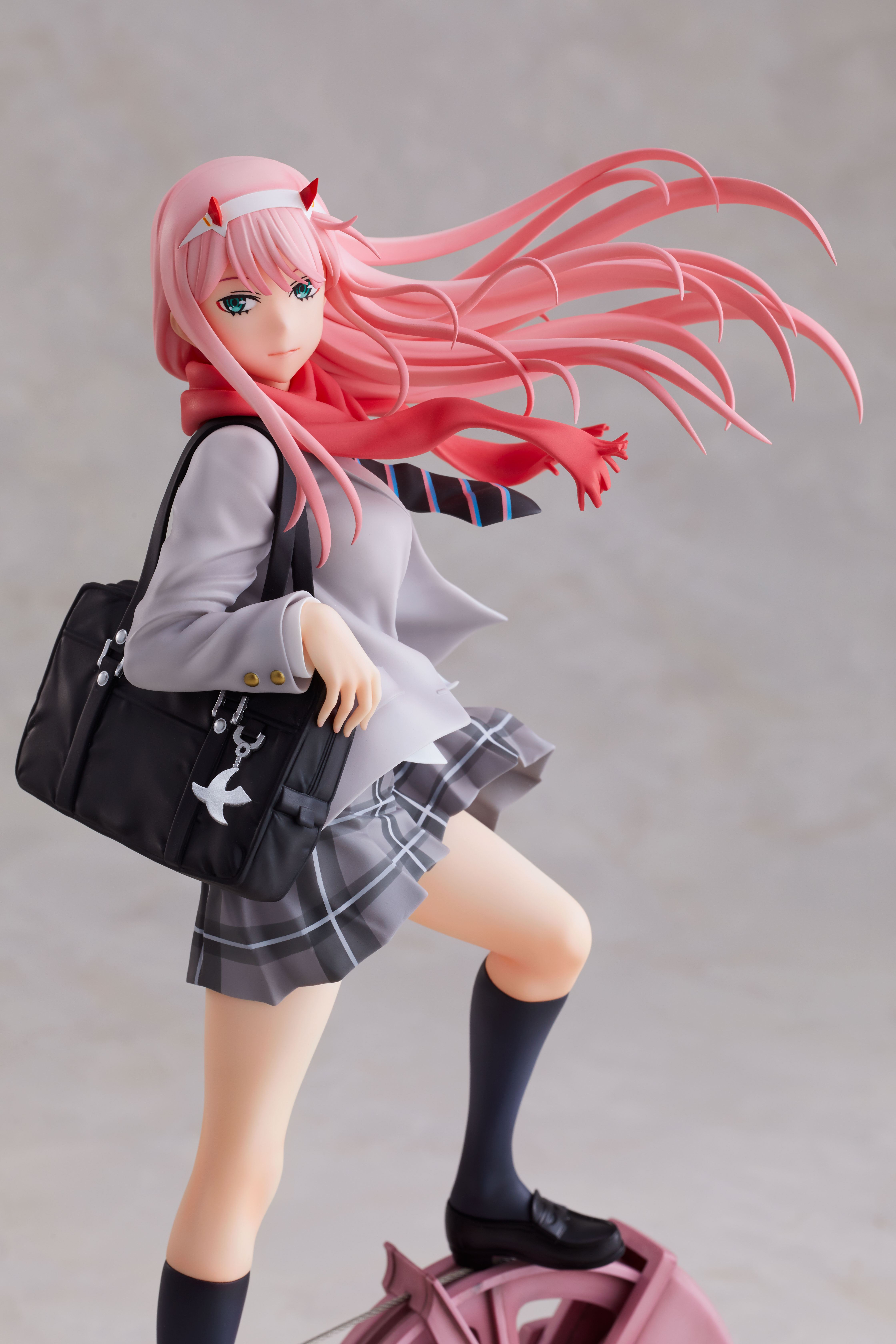 ZERO TWO School Uniform Ver. (re-run)