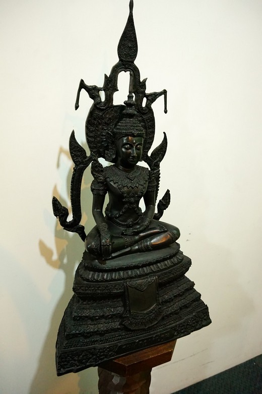 สมเด็จองค์พระปฐม รมดำ หน้าตัก 9 นิ้ว