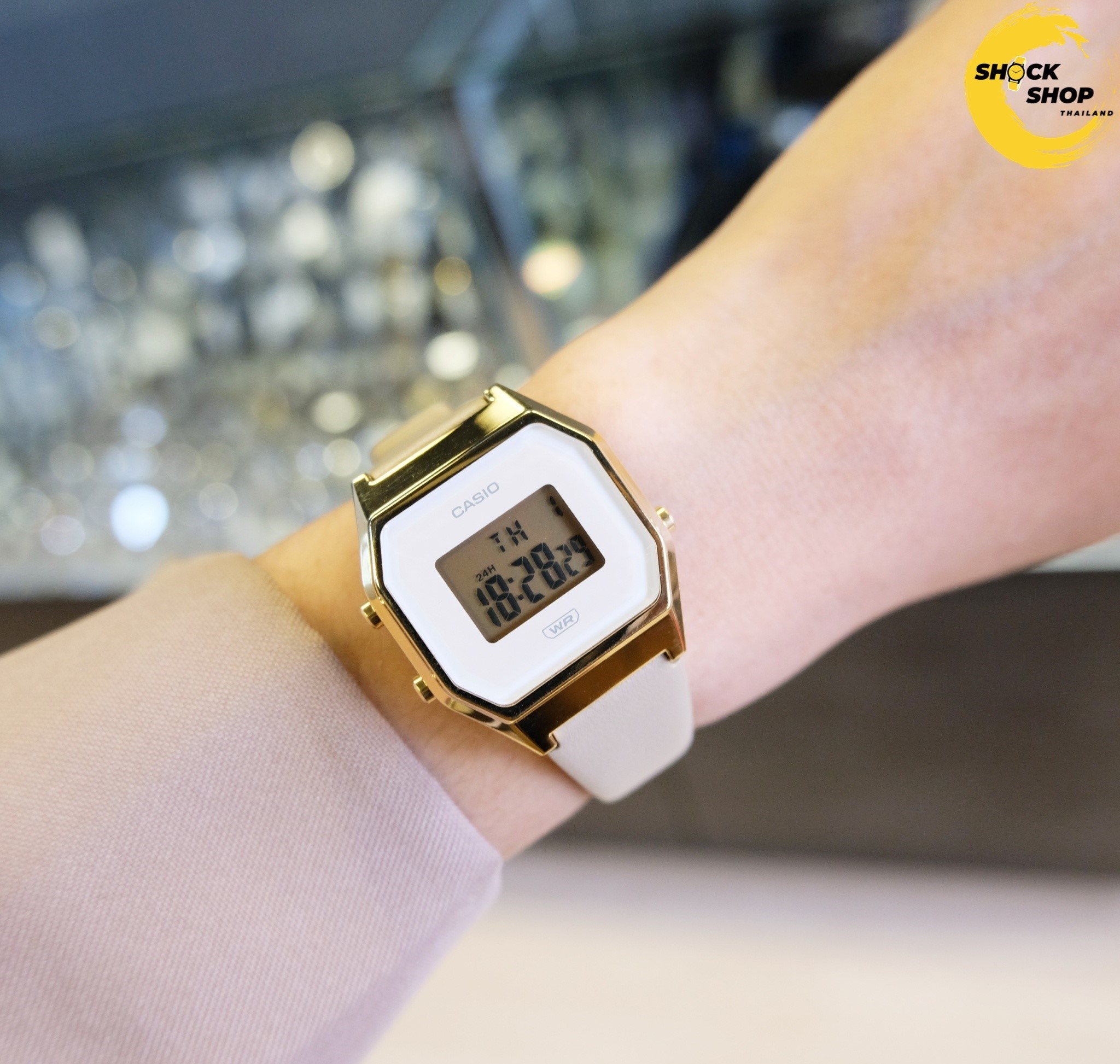 นาฬิกาผู้หญิง Casio รุ่น LA680WEGL-5 คาสิโอ