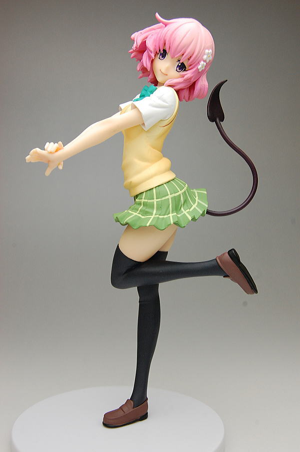 Momo Belia Deviluke FuRyu School Uniform Ver