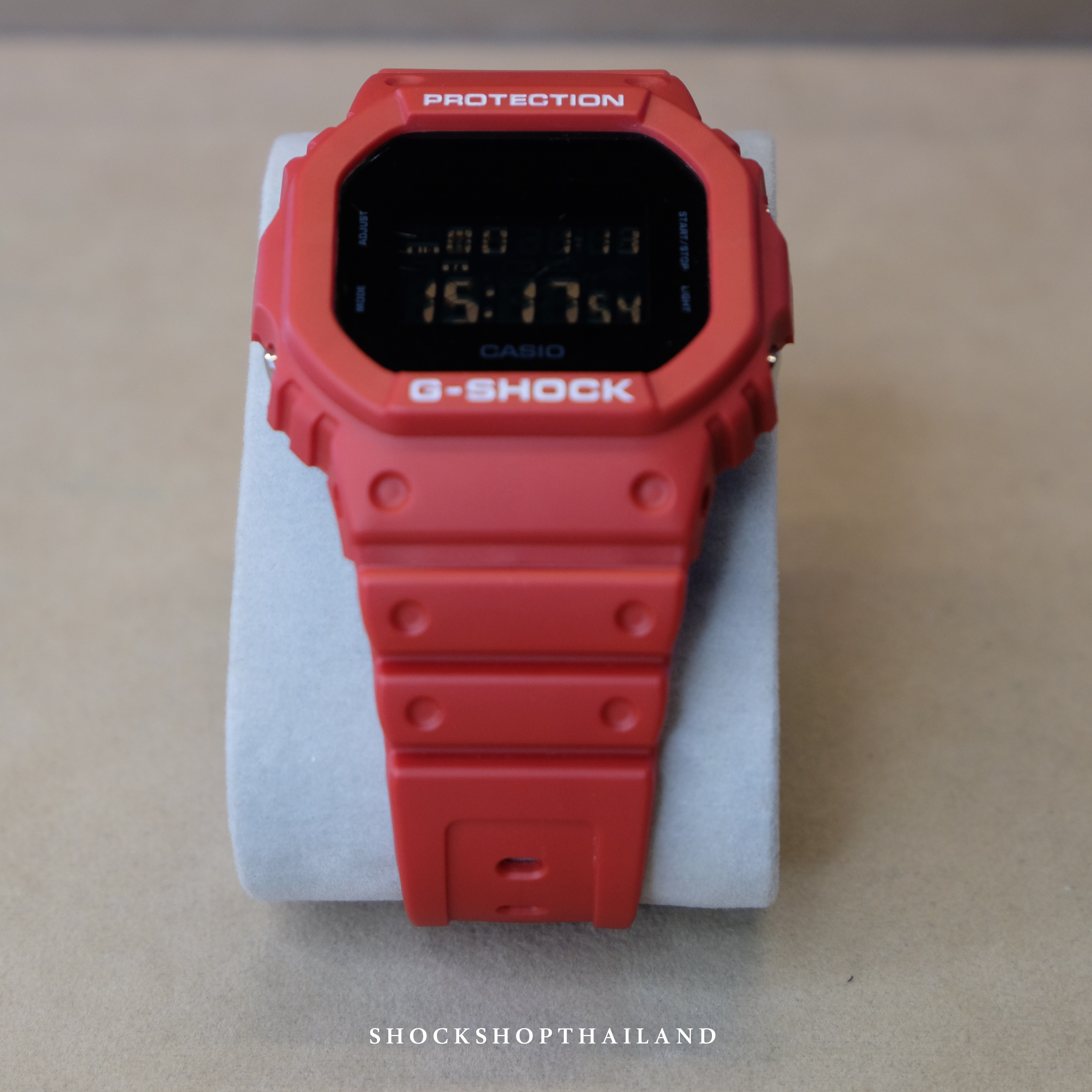 Casio G-Shock นาฬิกาผู้ชาย มือสอง ของแท้ รุ่น DW-5600BB-1 ซีรีส์ 5600 จีช็อค