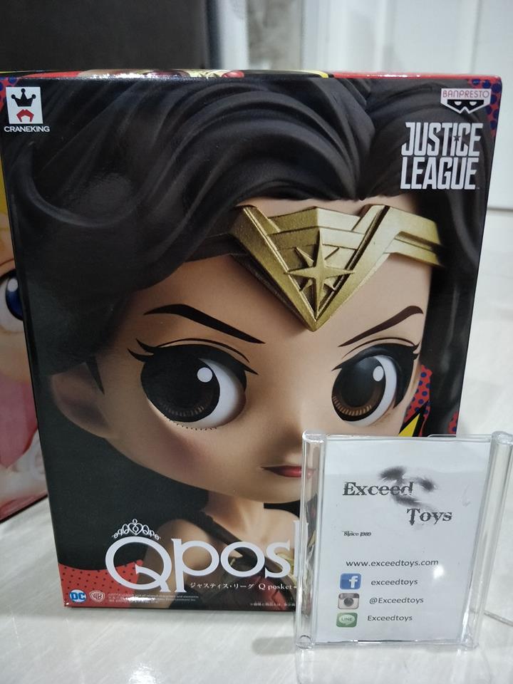 JUSTICE LEAGUE Q posket WONDER WOMAN