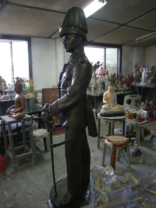 พระบรมรูป รัชกาลที่5 ประทับยืน ทรงพระมาลา 200ซ.ม.