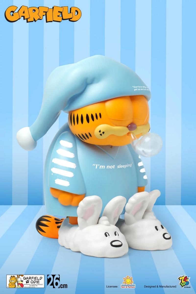 Garfield "I am not Sleeping" 26cm