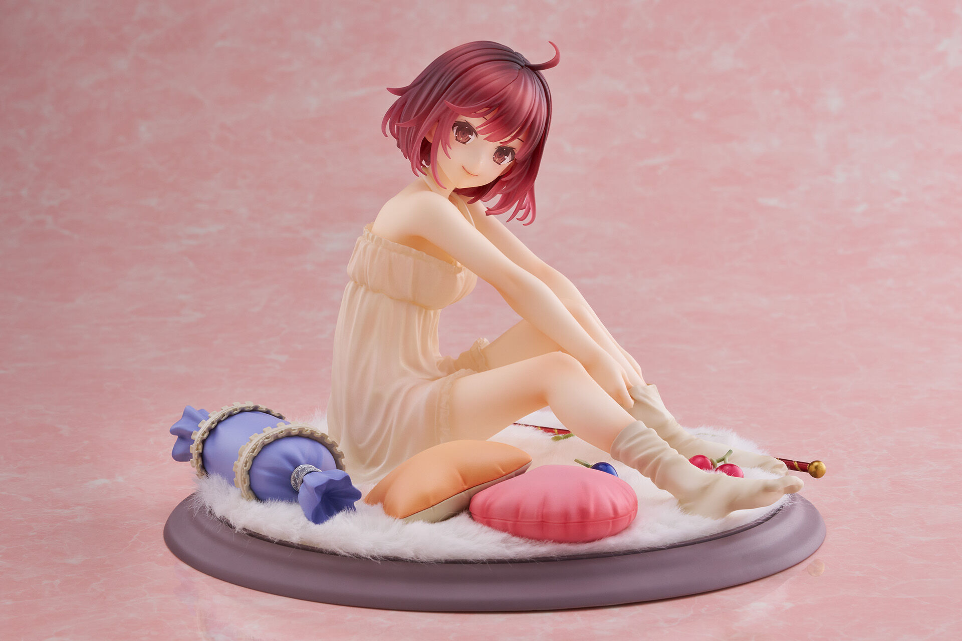 Sophie Neuenmuller Nightgown Ver.