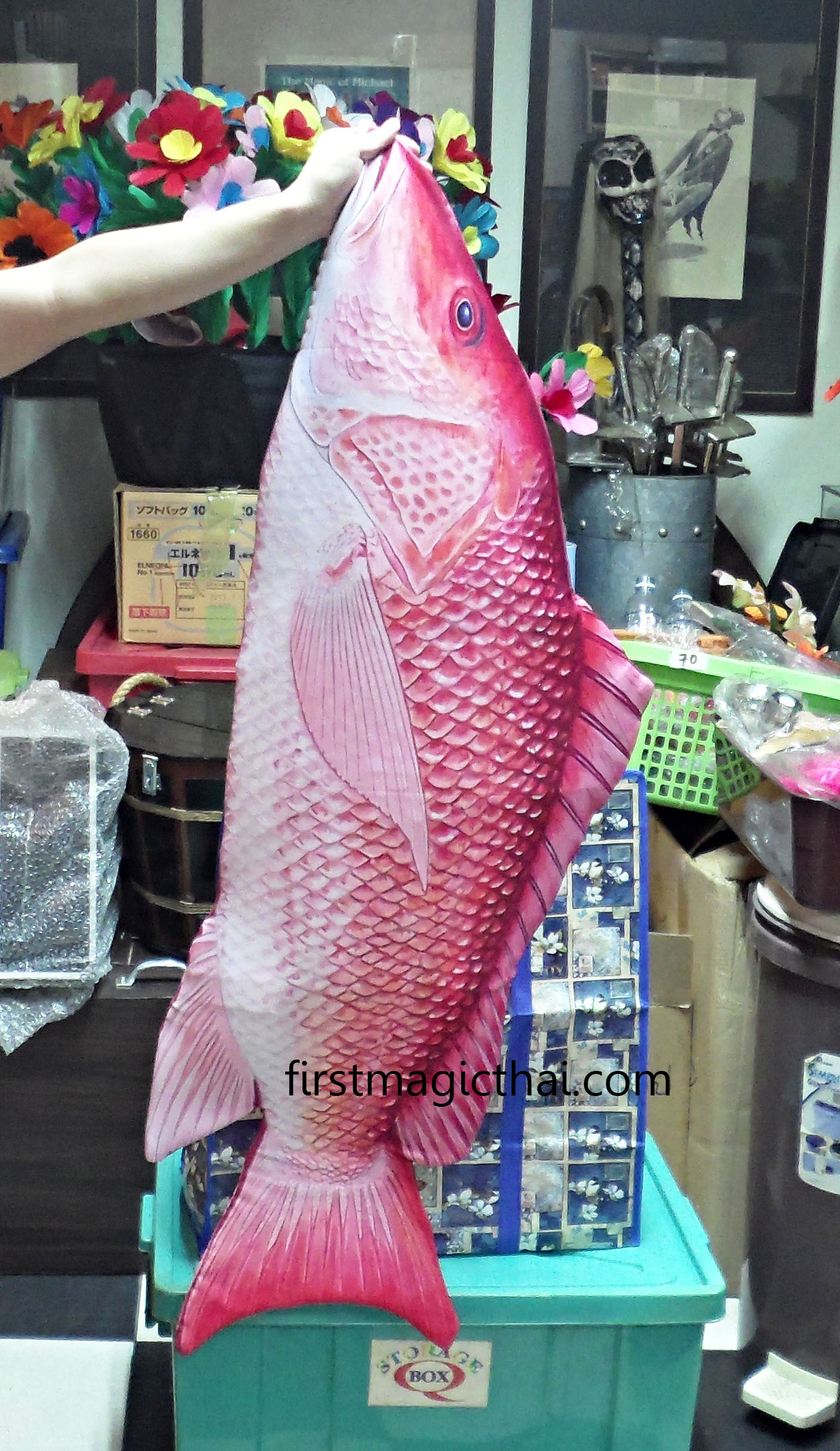 เสกปลา ยาว1.4เมตร สีชมพู / Appearing Fish 1.4meter Pink