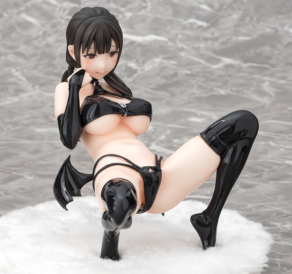 Tsukino Yomizawa