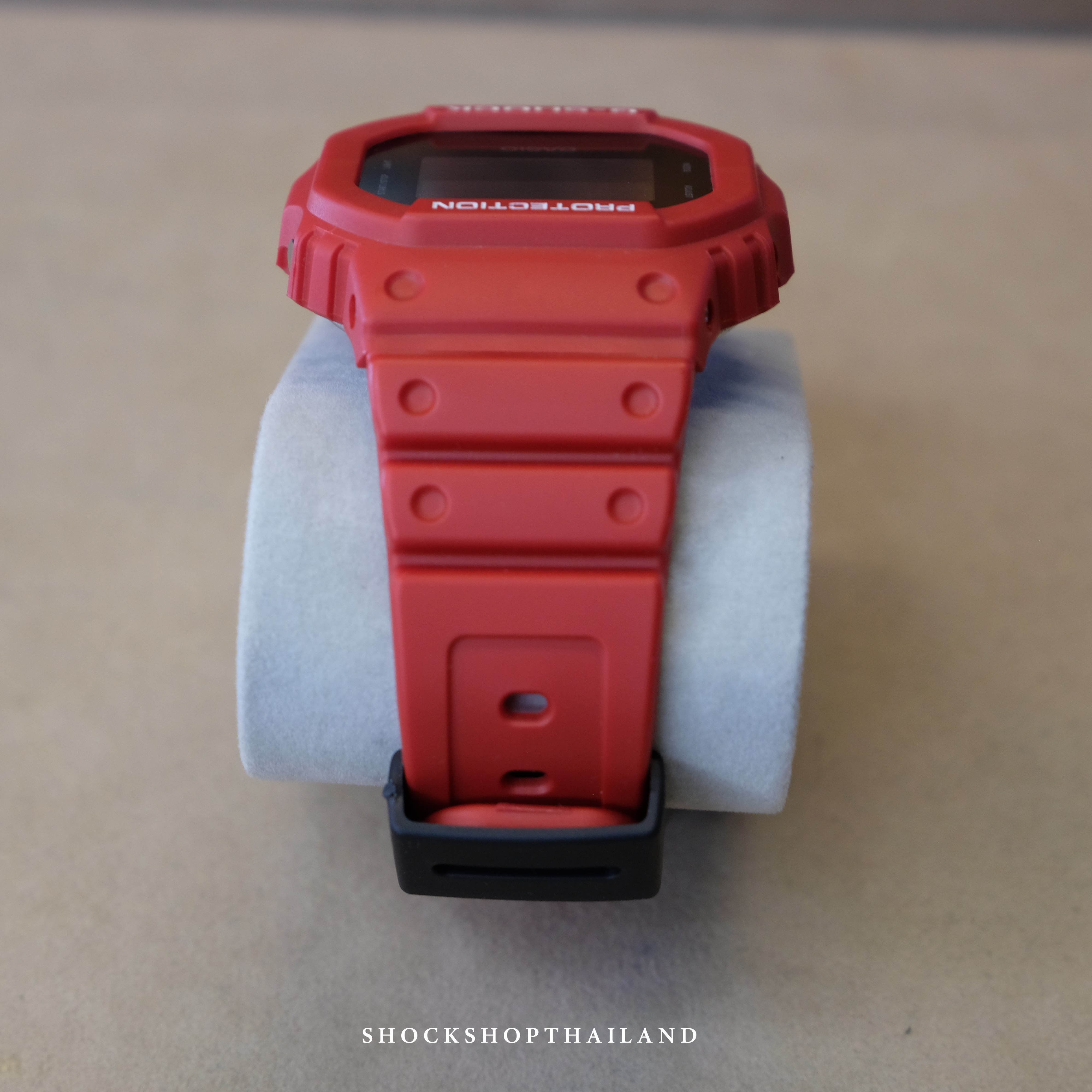 Casio G-Shock นาฬิกาผู้ชาย มือสอง ของแท้ รุ่น DW-5600BB-1 ซีรีส์ 5600 จีช็อค