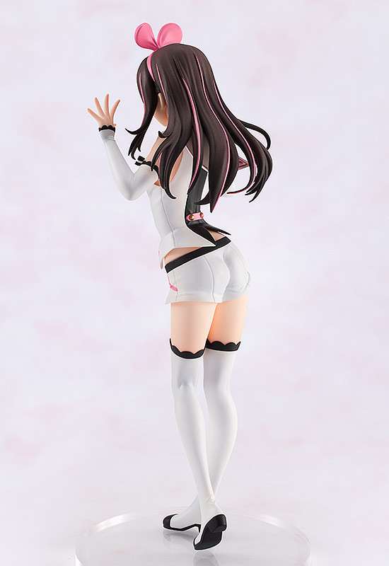 Kizuna Ai Pop Up Parade