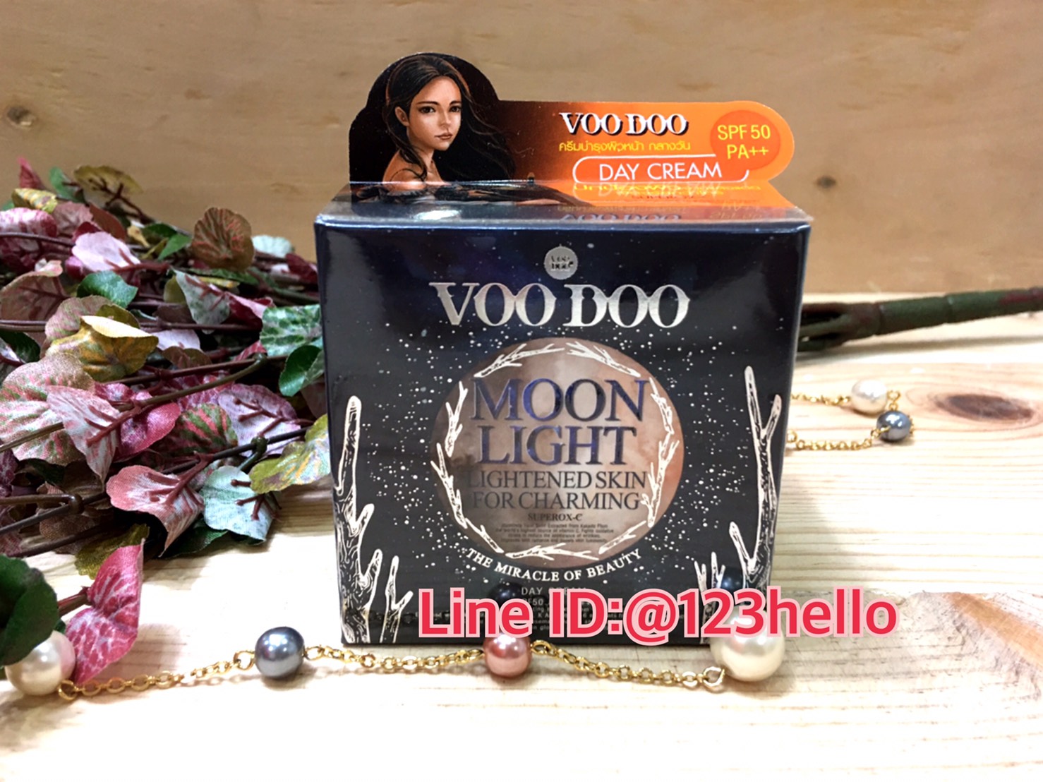 VOO DOO MOON LIGHT DAY CREAM SPF50 and PA++ วูดู มูนไลท์ เดย์ ครีม 15 กรัม