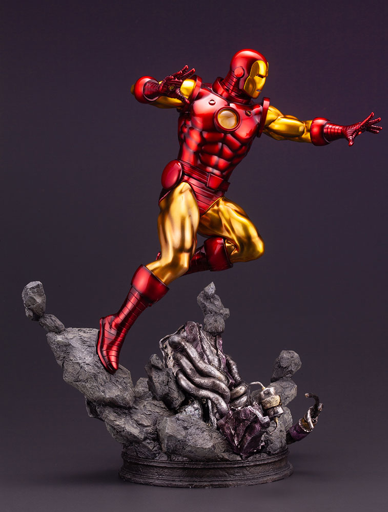 IRON MAN AVENGERS FINE ART STATUE