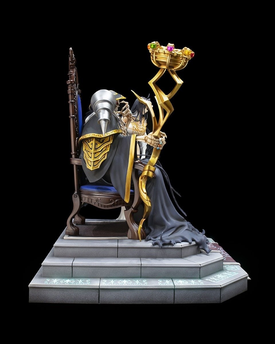 Ainz Ooal Gown & Albedo