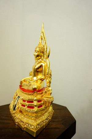 พระพุทธชินราช ปิดทองแท้ ฐานสูง หน้าตัก5 นิ้ว