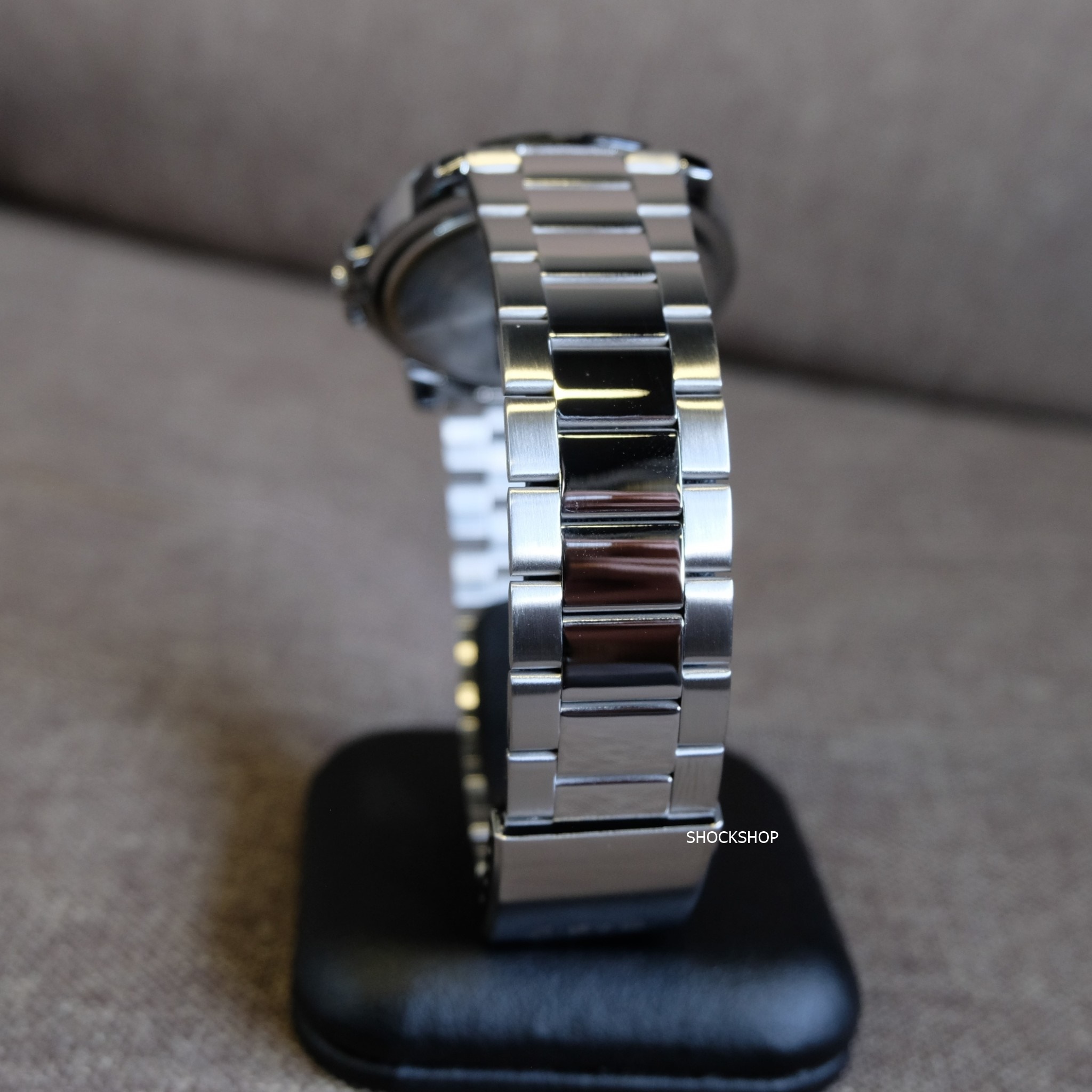 นาฬิกาผู้ชาย Casio รุ่น MTP-VD300D-2E คาสิโอ