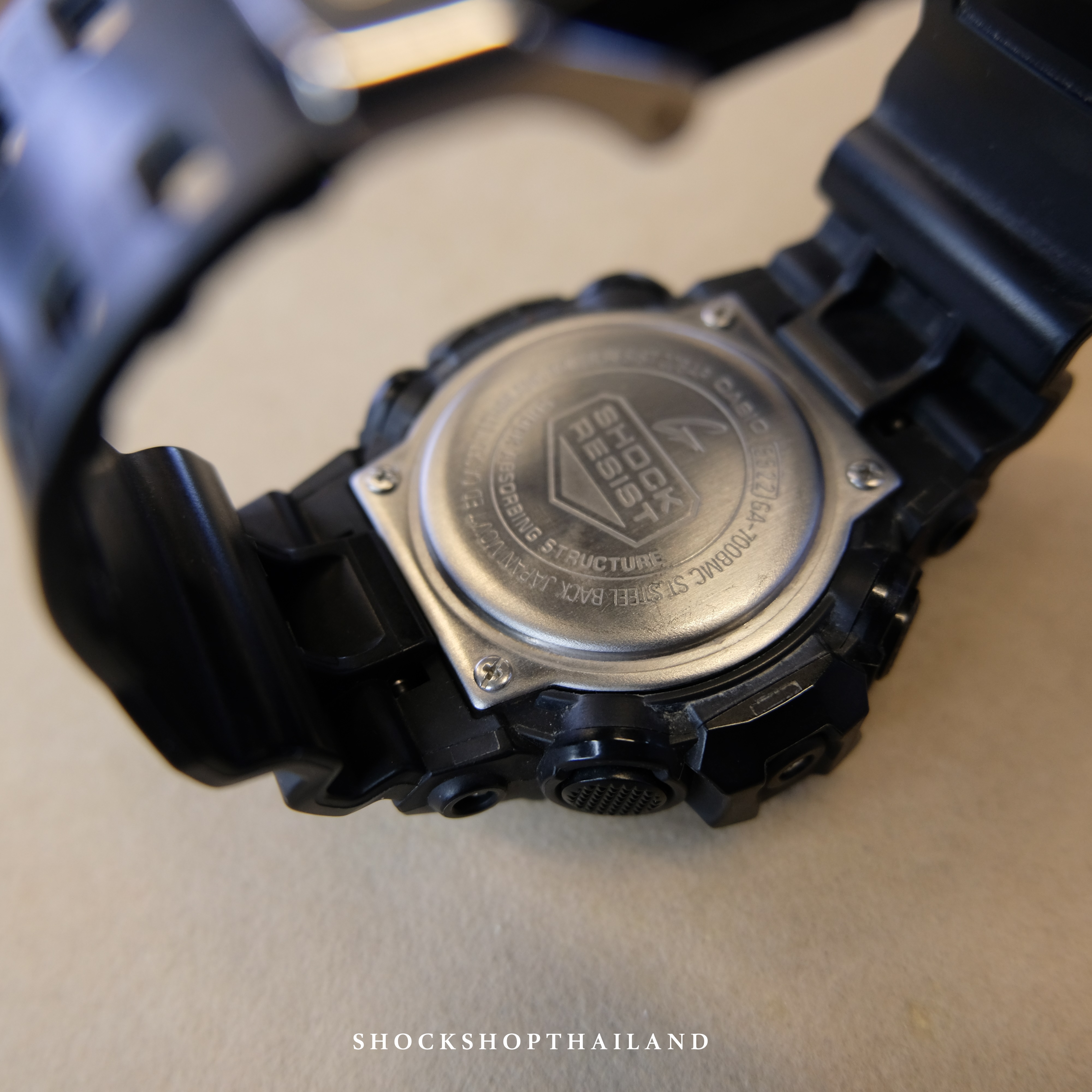 Casio G-Shock นาฬิกาผู้ชาย มือสอง ของแท้ รุ่น GA-700BMC-1A ซีรีส์ GA-700 จีช็อค