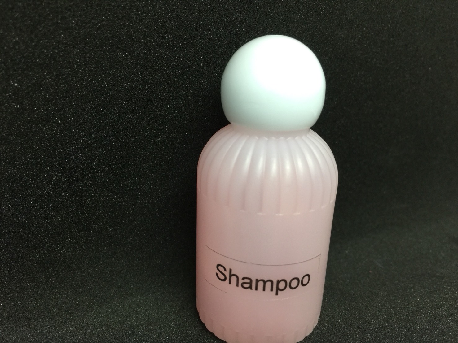 ครีมอาบน้ำ / แชมพูผสมครีมนวดผม ขนาด 30 มล.