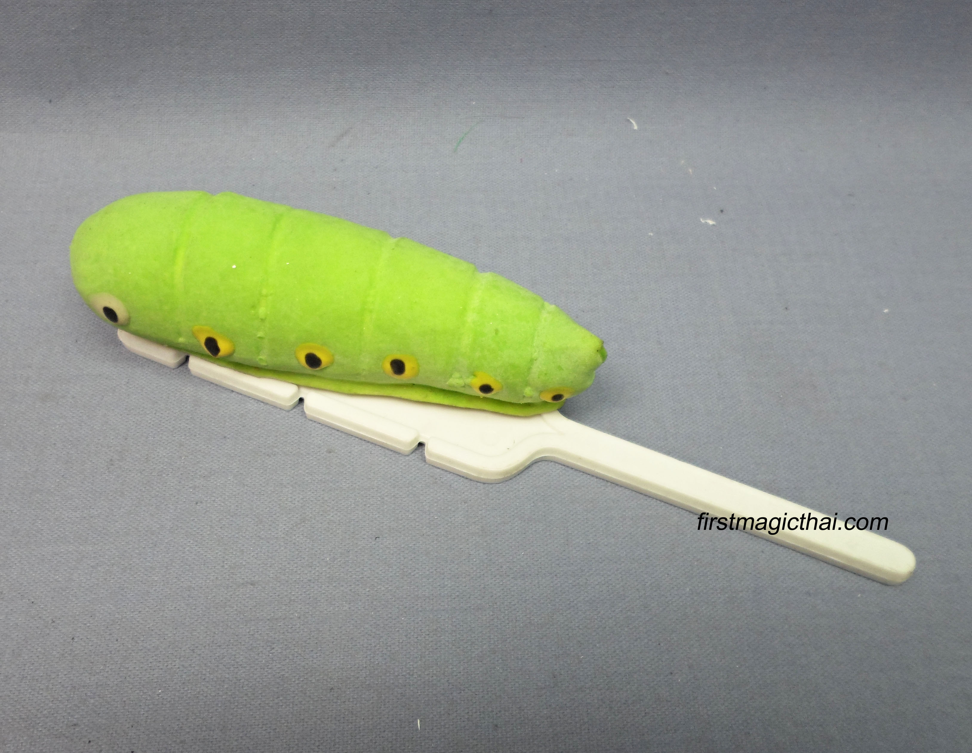 หนอนชาเขียว เล็กเป็นใหญ่