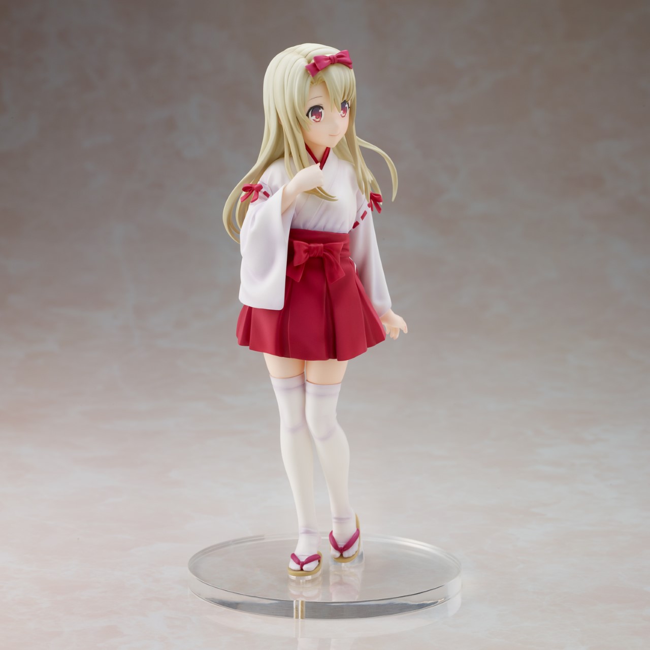 Prisma Fantasm Illyasviel von Einzbern