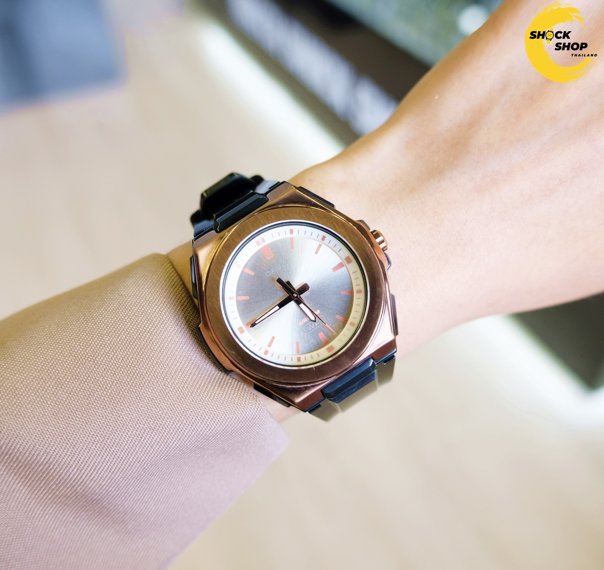 นาฬิกาผู้หญิง Casio รุ่น LWA-300HRG-5EV คาสิโอ