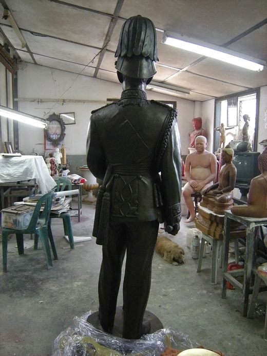 พระบรมรูป รัชกาลที่5 ประทับยืน ทรงพระมาลา 200ซ.ม.