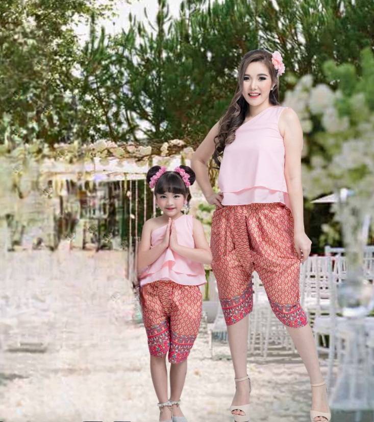 ชุดสไบ+โจงกระเบน by Moshi Family เด็กไซส์ 1ผู้ใหญ่ไซส์ L มือสอง สภาพดี ไม่มีตำหนิ