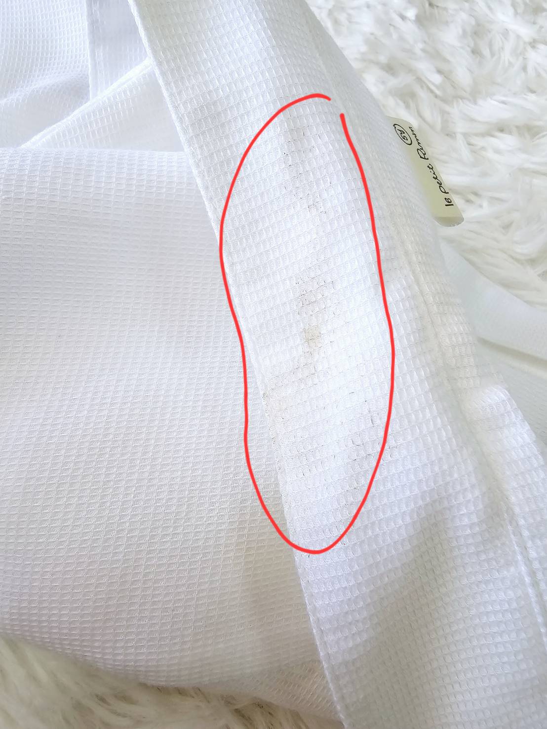 Meo Meo เสื้อเชิ๊ต สีขาว สุดเทห์ ไซส์ 5y Pang No Neko Le Petit Pumm by ChaLom มือสอง เหมือนใหม่ ตำหนิ>ปกเสื้อเลอะเล็กน้อย ซักออกค่ะ