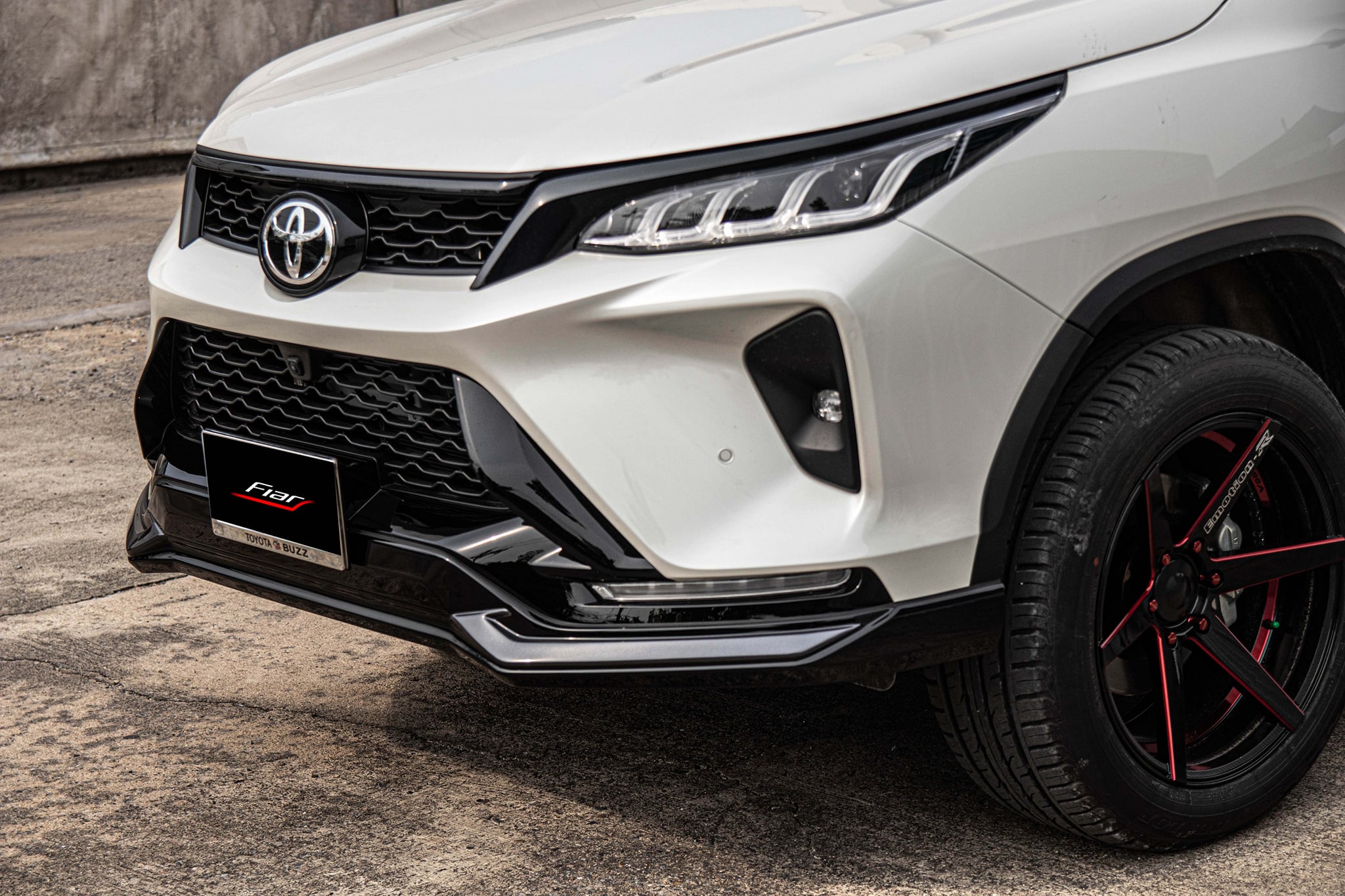 ชุดแต่ง Toyota Fortuner Legender 2020 By Fiar