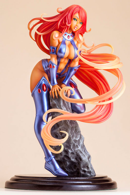 Starfire 1/7 Kotobukiya