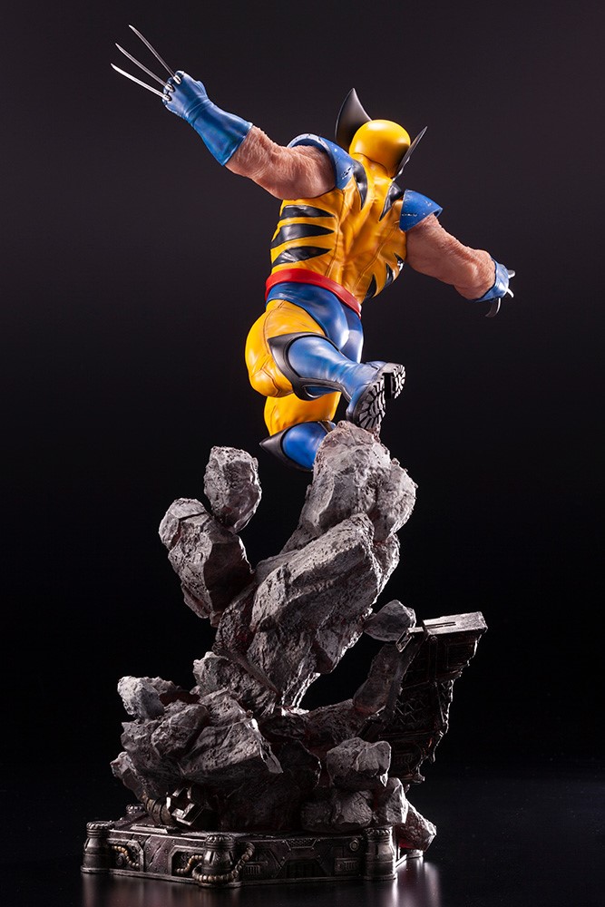 WOLVERINE X-MEN FINE ART STATUE