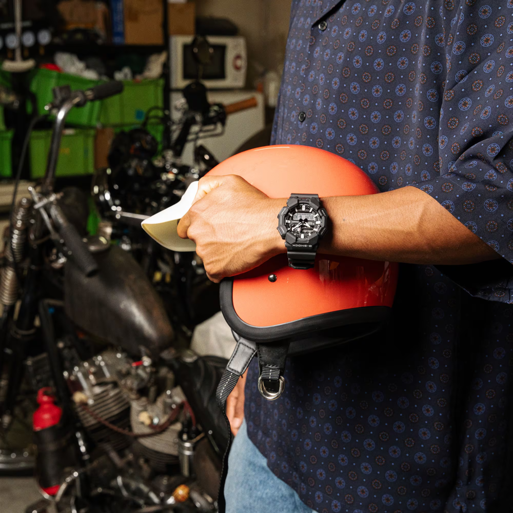 Casio G-Shock นาฬิกาผู้ชาย รุ่น GA-010-1A ซีรีส์ GA-010 จีช็อค