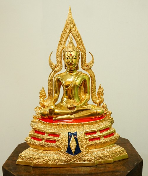 พระพุทธชินราช เนื้อทองเหลือง ขัดมัน 5นิ้ว