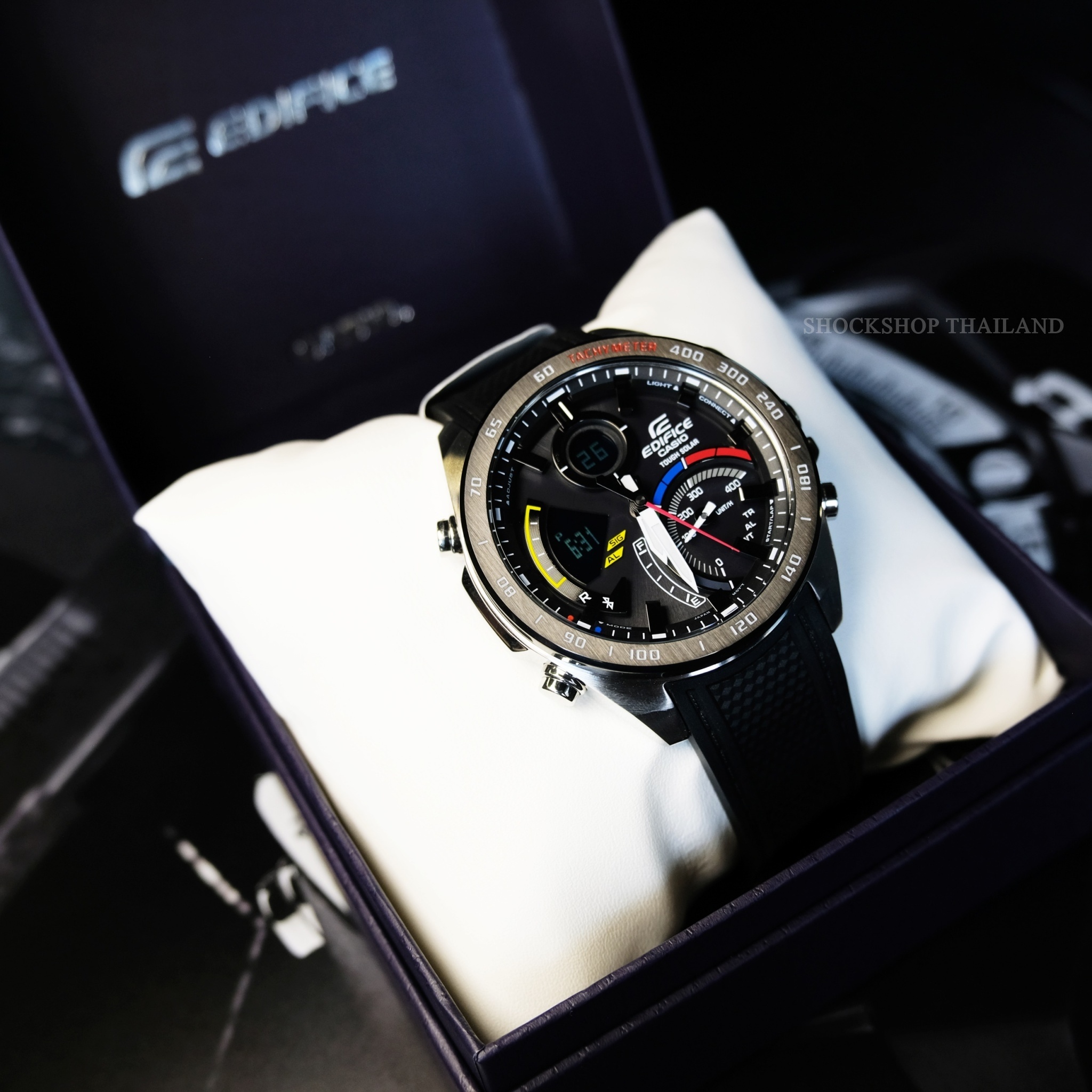 นาฬิกาผู้ชาย Casio Edifice รุ่น ECB-900MP-1A ซีรีส์ ECB-900 คาสิโอ