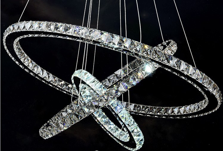 ไฟแขวน LED 3 rings พร้อมรีโมท ปรับได้ 3 สี หรี่แสงได้ โคมระย้า ไฟเพดาน ไฟระย้า ไฟช่อ ไฟกิ่ง ไฟห้อย ไฟคริสตัล chandelier