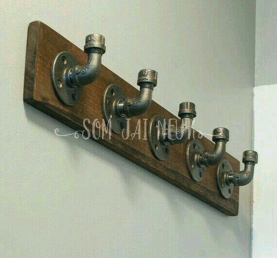 ตะขอแขวนติดผนังสไตล์ลอฟท์ 5 หัวแขวน