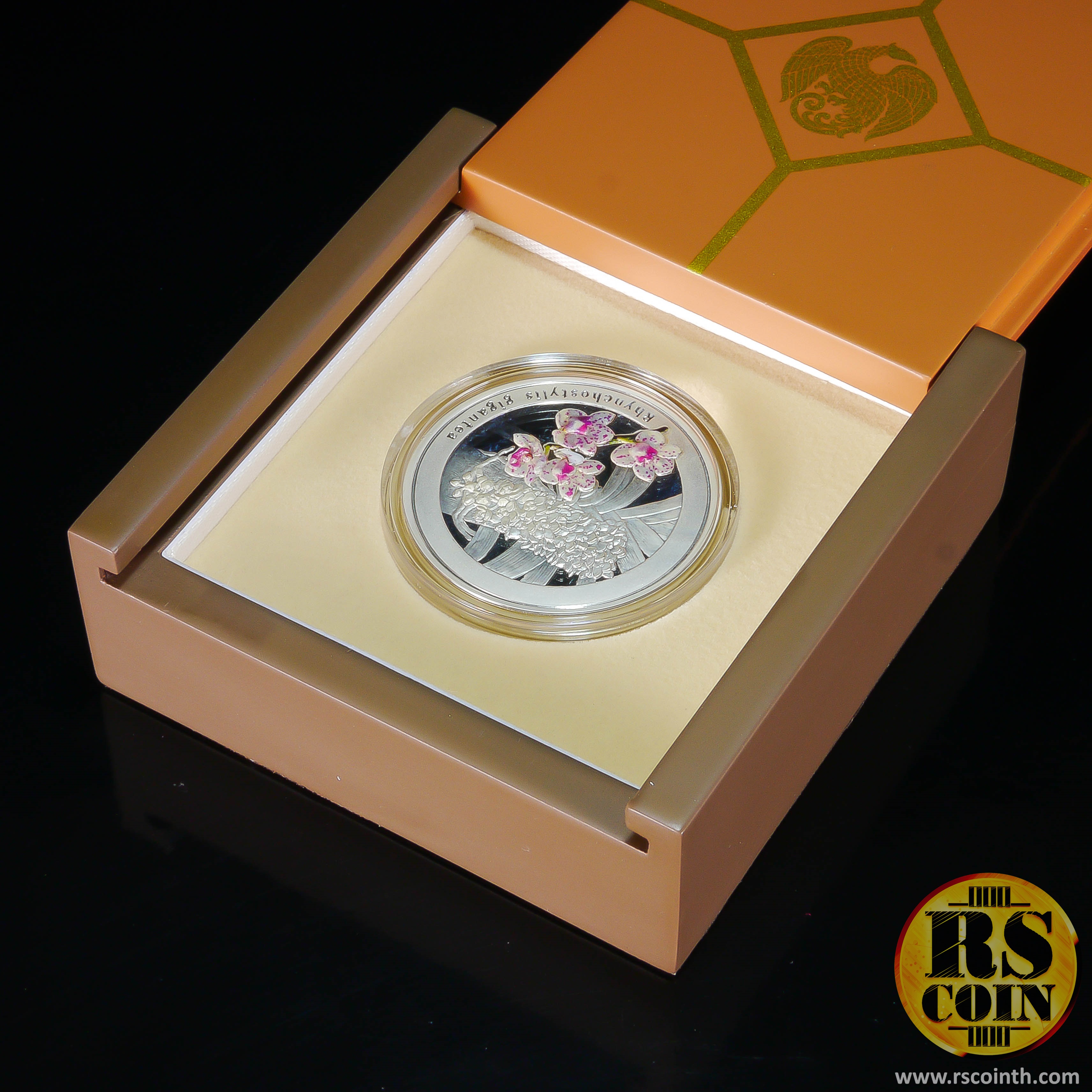 เหรียญเงินพิมพ์สี เหรียญที่ระลึกดอกกล้วยไม้ไทย "ช้างกระ"