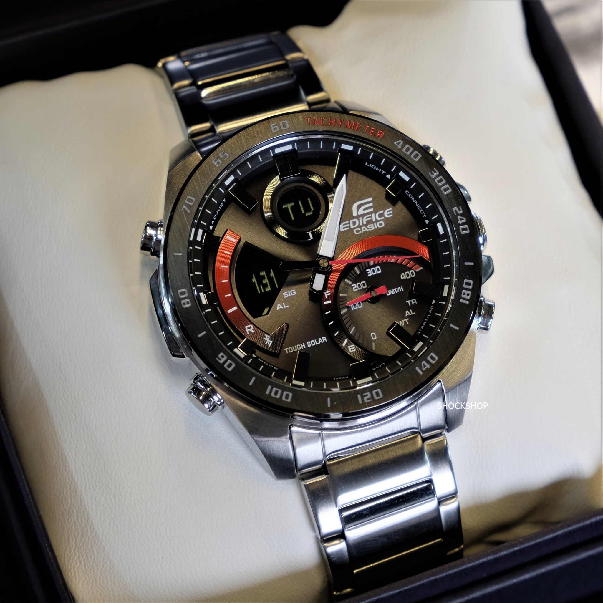 นาฬิกาผู้ชาย Casio Edifice รุ่น ECB-900DB-1A คาสิโอ