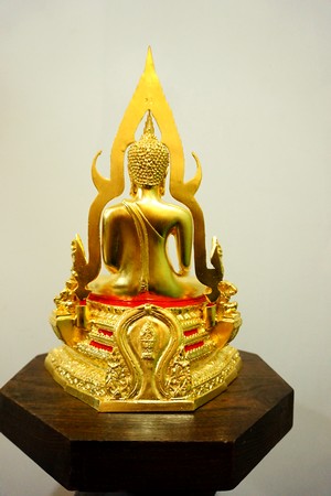 พระพุทธชินราช ปิดทองแท้ ฐานสูง หน้าตัก5 นิ้ว