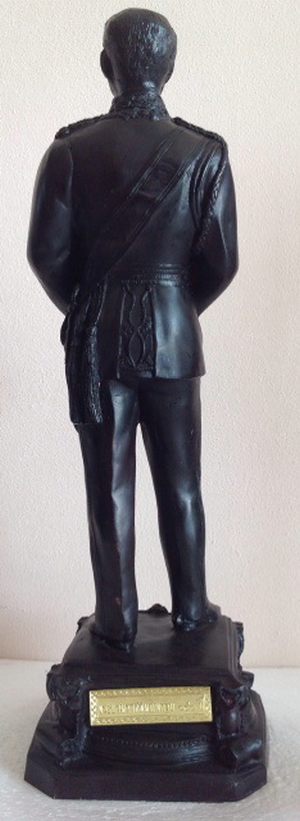 พระบรมรูป รัชกาลที่5 ประทับยืน ทองเหลือง รมดำ 9นิ้ว