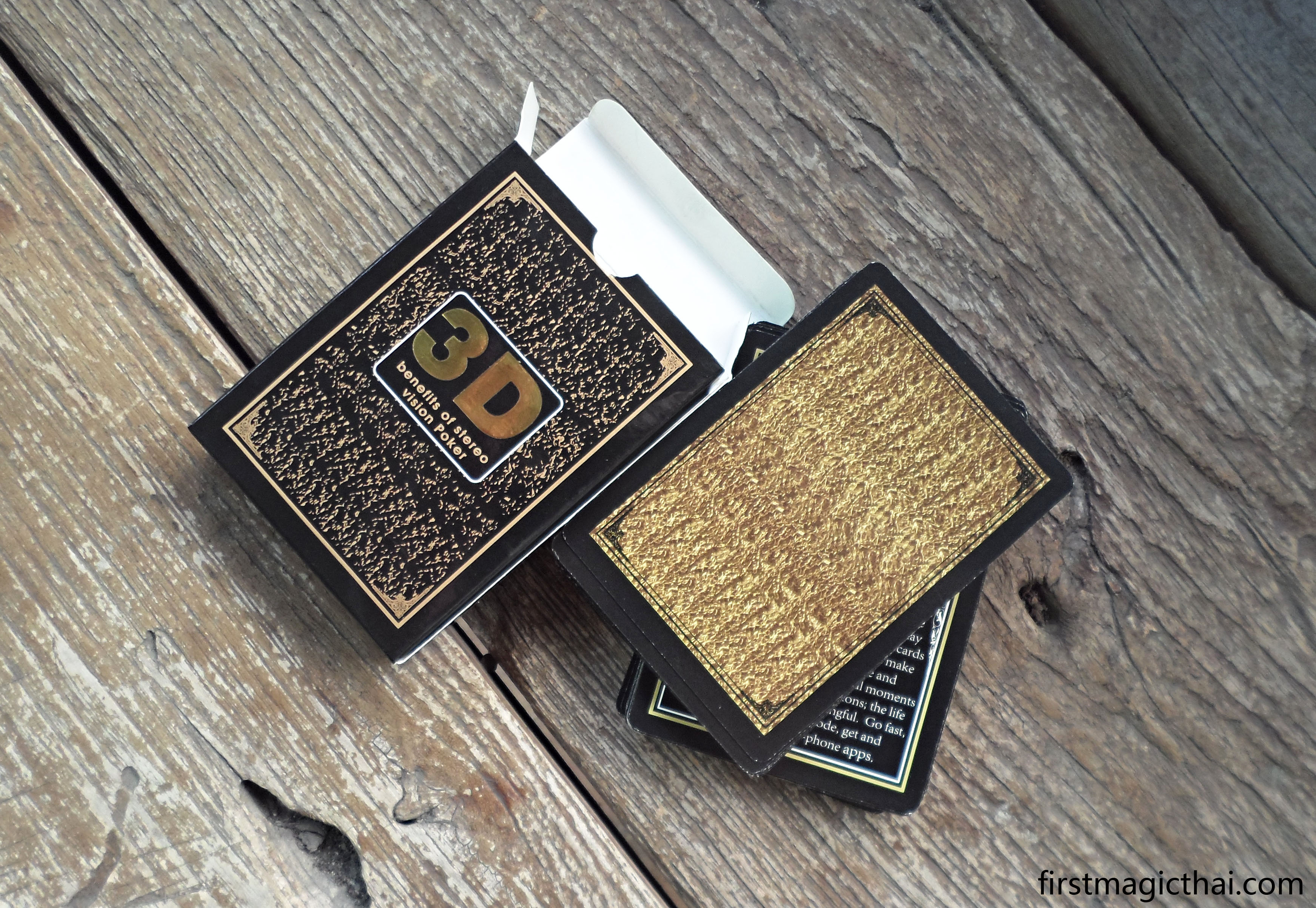 ไพ่สะสม ลายหลัง 3มิติ / 3D Playing Cards