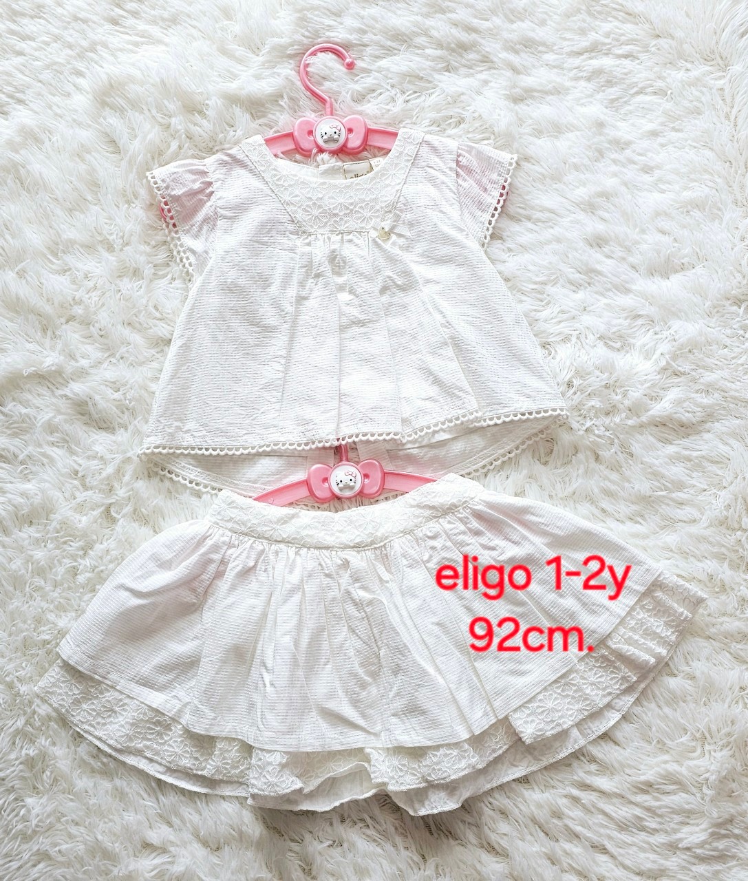 ชุดเซ็ท Eligo เสื้อ กระโปรง สีขาว ไซส์ 1-2y (92 cm.) ส่งต่อมือสอง เหมือนใหม่ ไม่มีตำหนิ