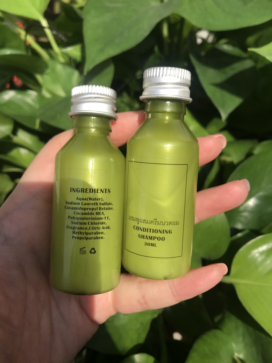 ครีมอาบน้ำ / แชมพูผสมครีมนวดผม ขนาด 30 มล.