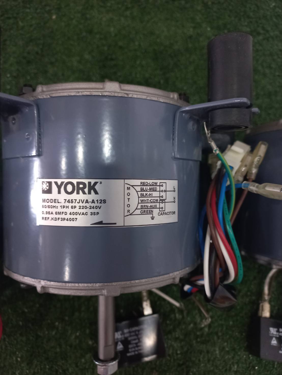 มอเตอร์คอยล์เย็น YORK 7457JVA-A12S