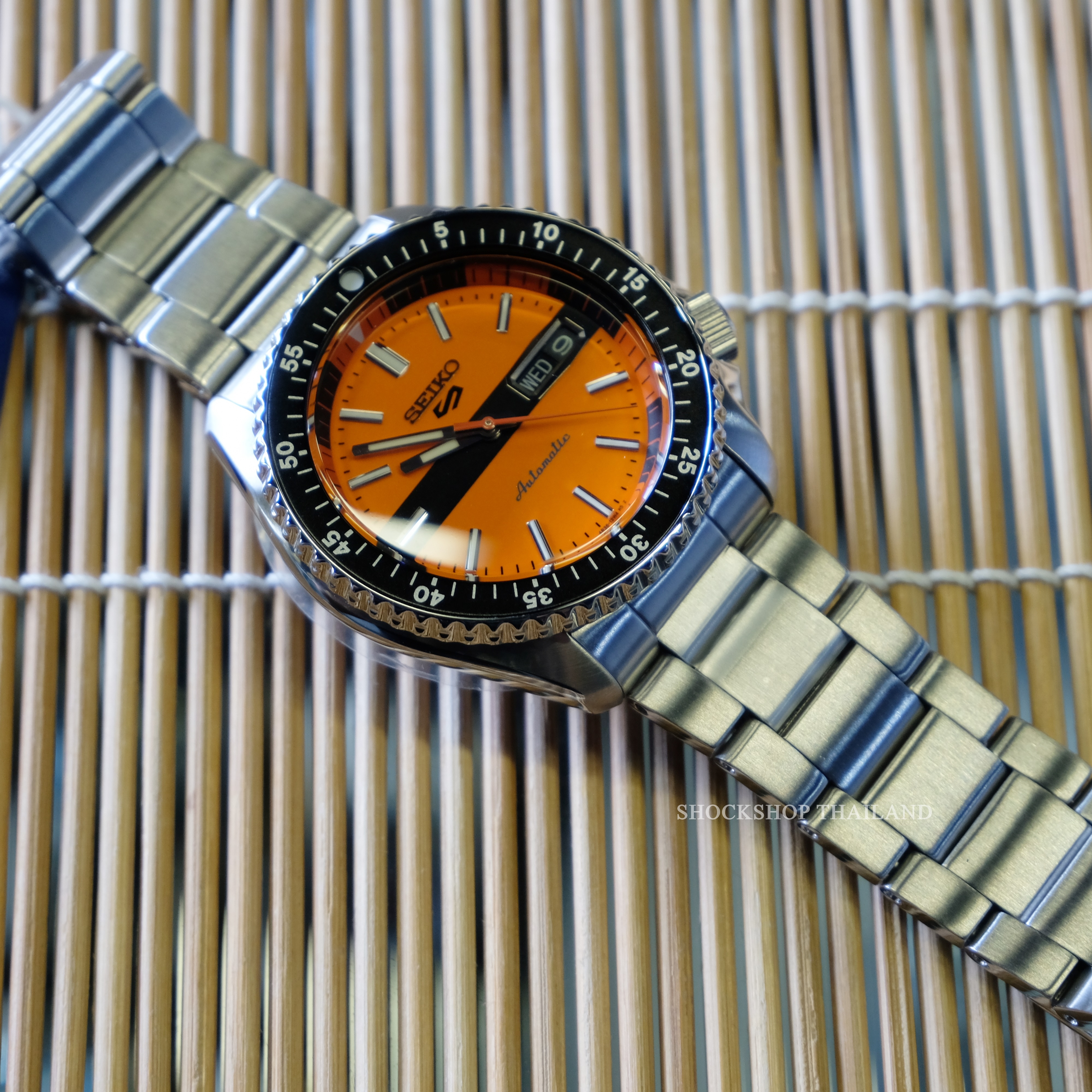 นาฬิกาผู้ชาย SEIKO 5 SPORTS Retro Color Collection SPORTS STYLE Special Edition รุ่น SRPK11K ไซโก