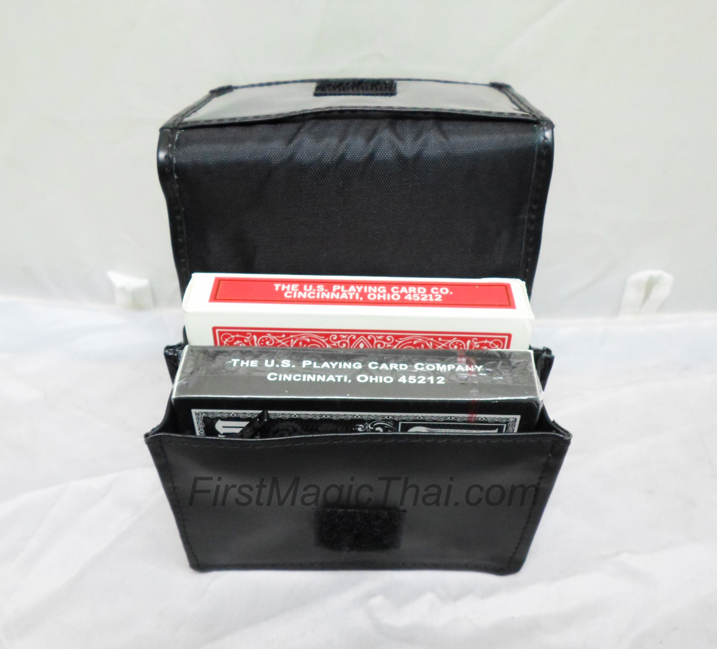 กระเป๋าหนังสำหรับเก็บไพ่