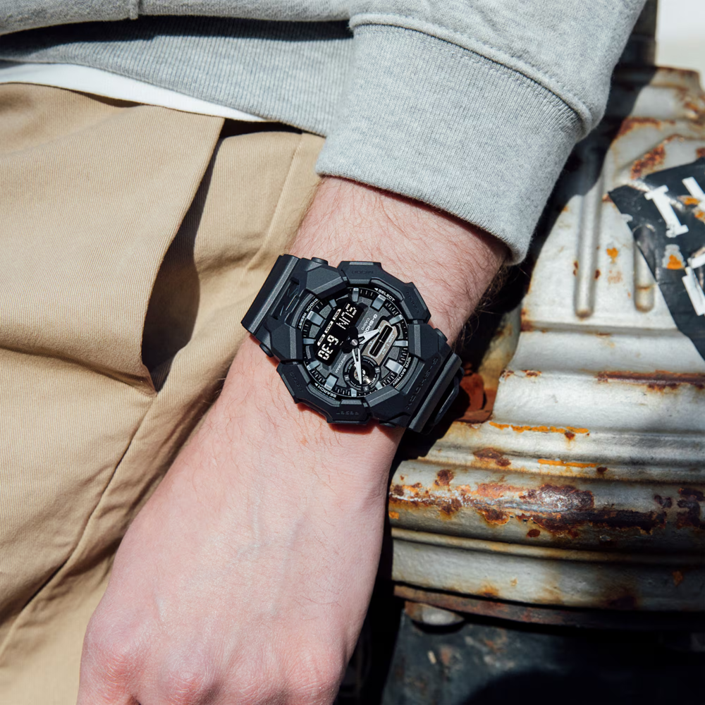 Casio G-Shock นาฬิกาผู้ชาย รุ่น GA-010-1A1 ซีรีส์ GA-010 จีช็อค