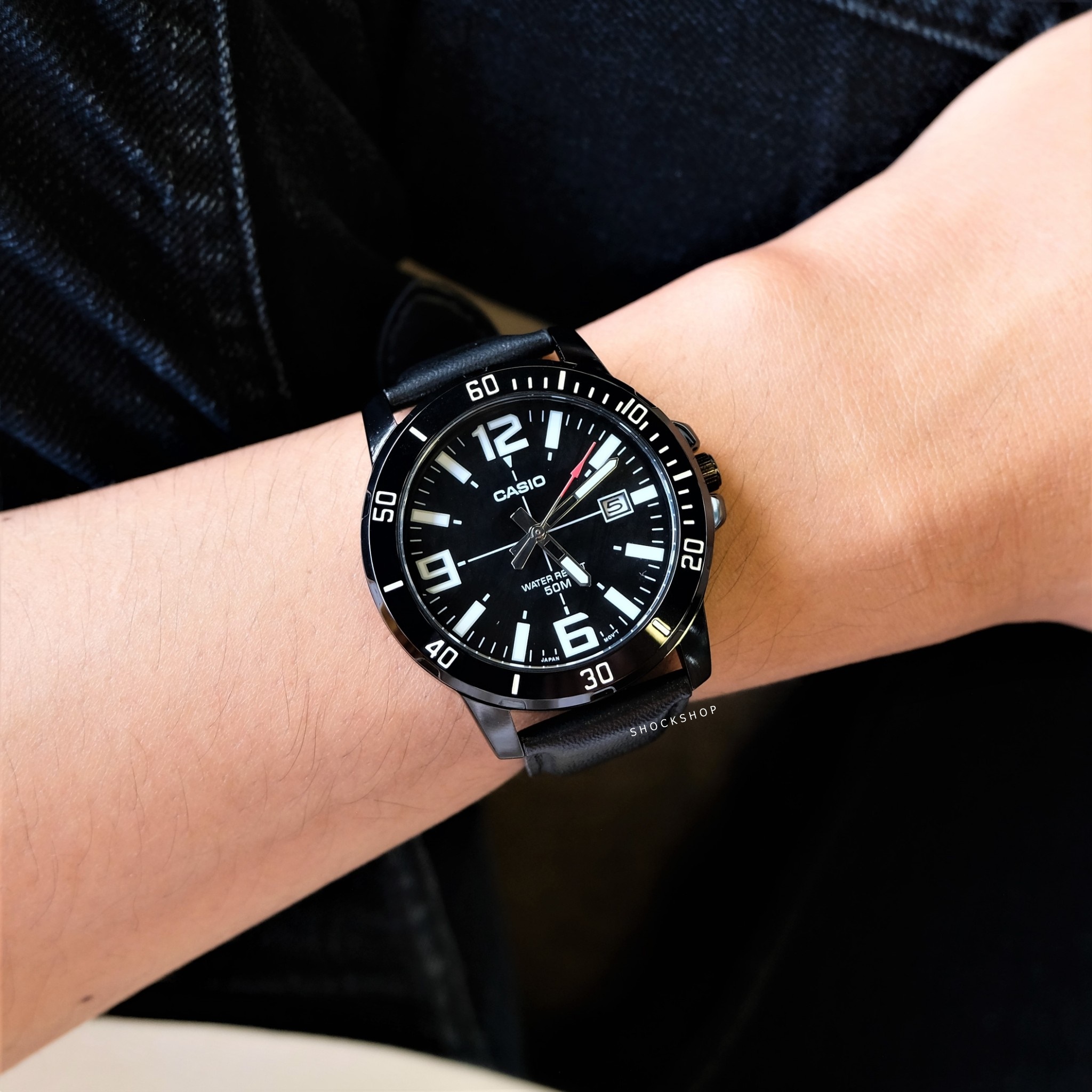 นาฬิกาผู้ชาย Casio รุ่น MTP-VD01BL-1BV คาสิโอ