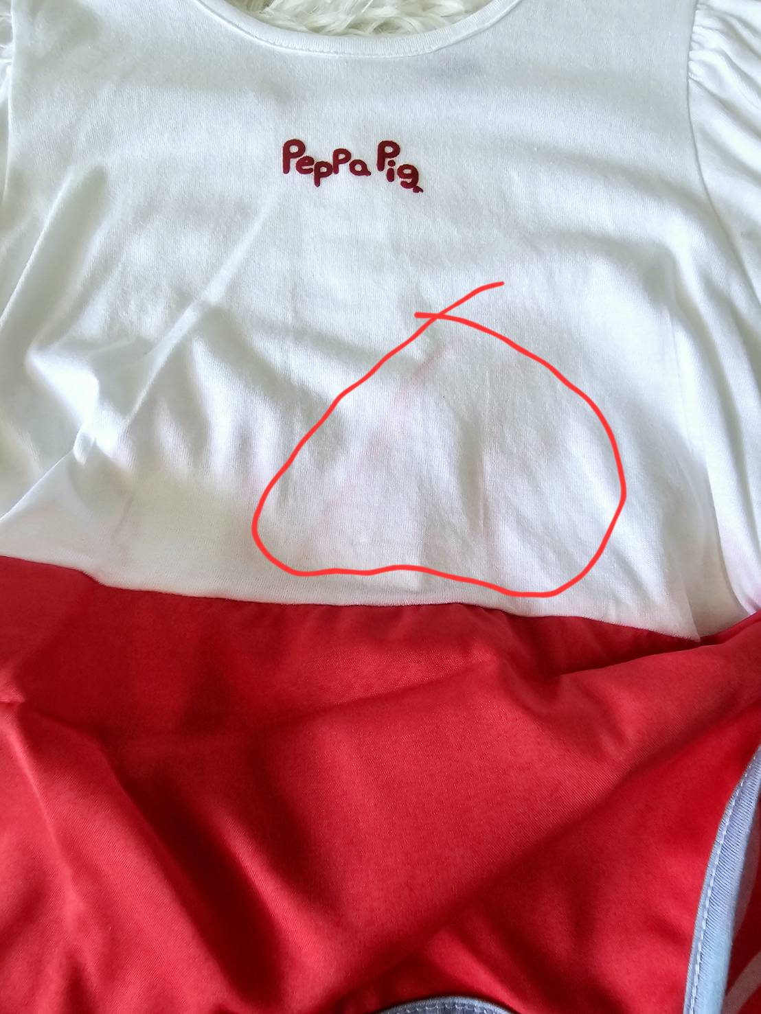 จั้มสูท PepPa Pig ไซส์ M (3y) Laugh by ChaLom มือสอง เหมือนใหม่ ตำหนิ>สีแดงของเอี้ยมเปื้อนเสื้อขาวด้านในเล็กน้อย